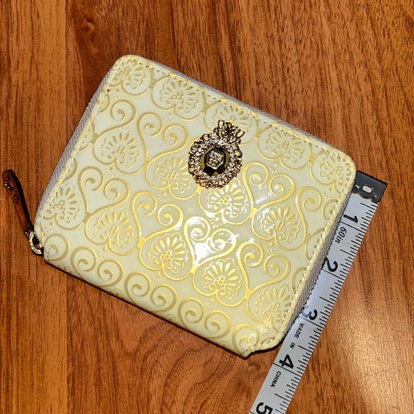 NWT Anna Sui Zip Around Wallet - Picture 6 of 16